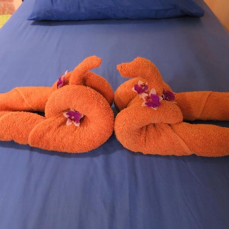 Pp Centerpoint Hostel เกาะพีพี ภายนอก รูปภาพ