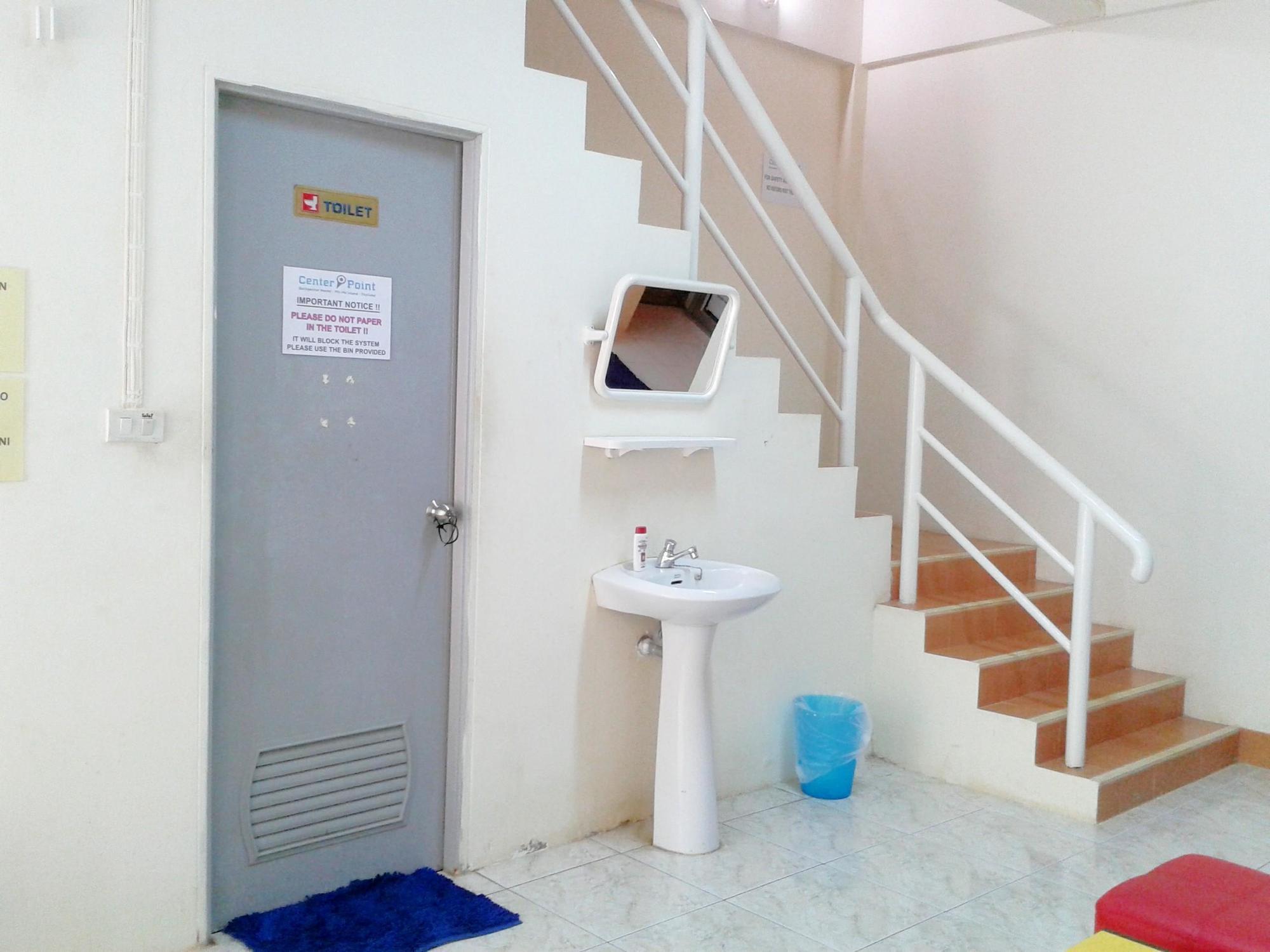 Pp Centerpoint Hostel เกาะพีพี ภายนอก รูปภาพ