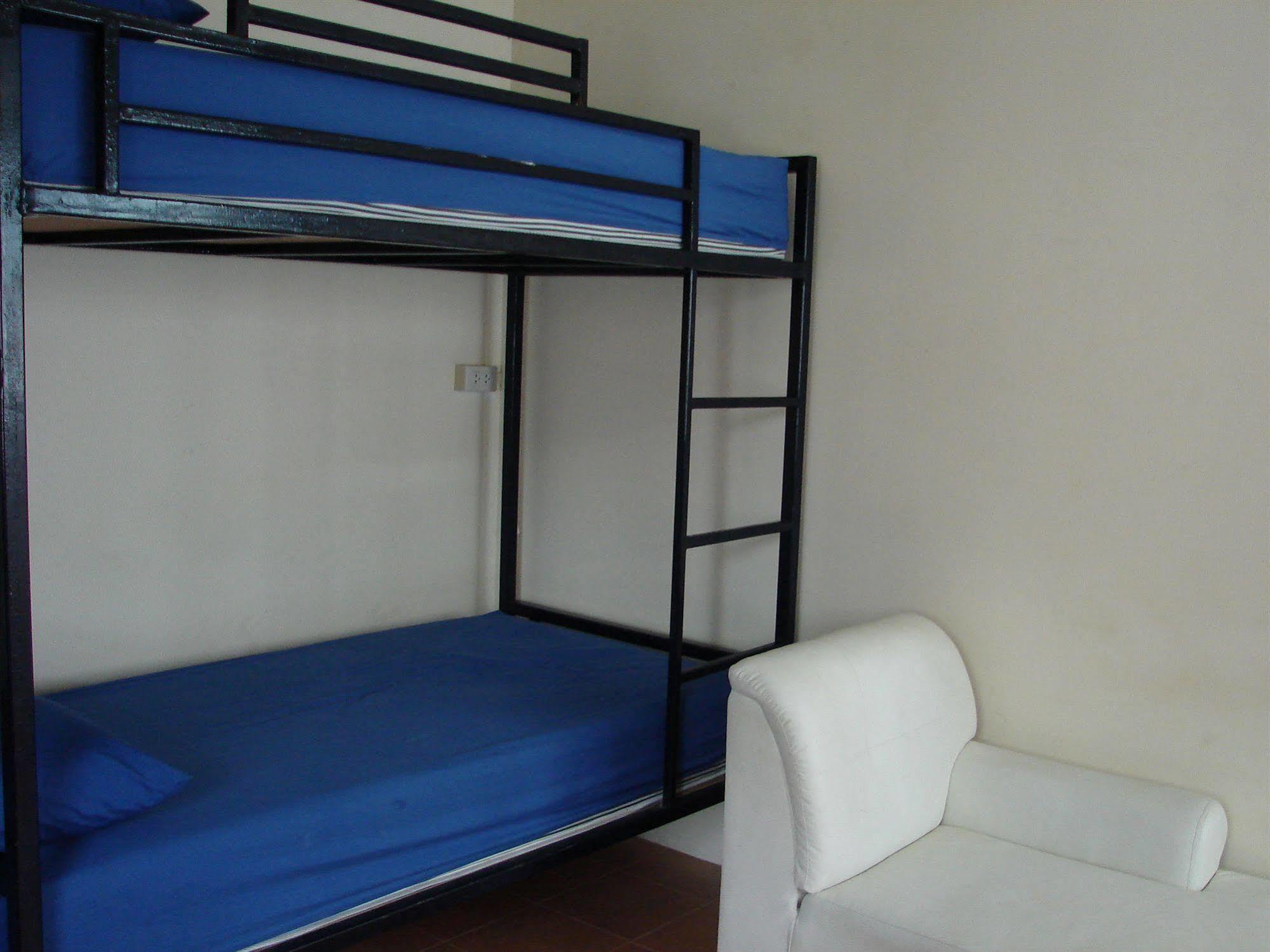 Pp Centerpoint Hostel เกาะพีพี ภายนอก รูปภาพ